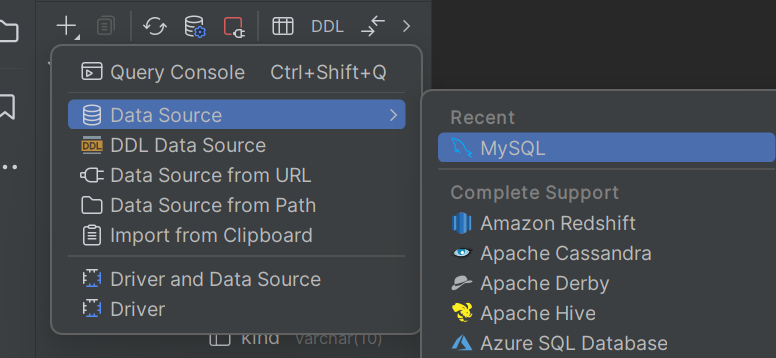 选择 MySQL 数据库